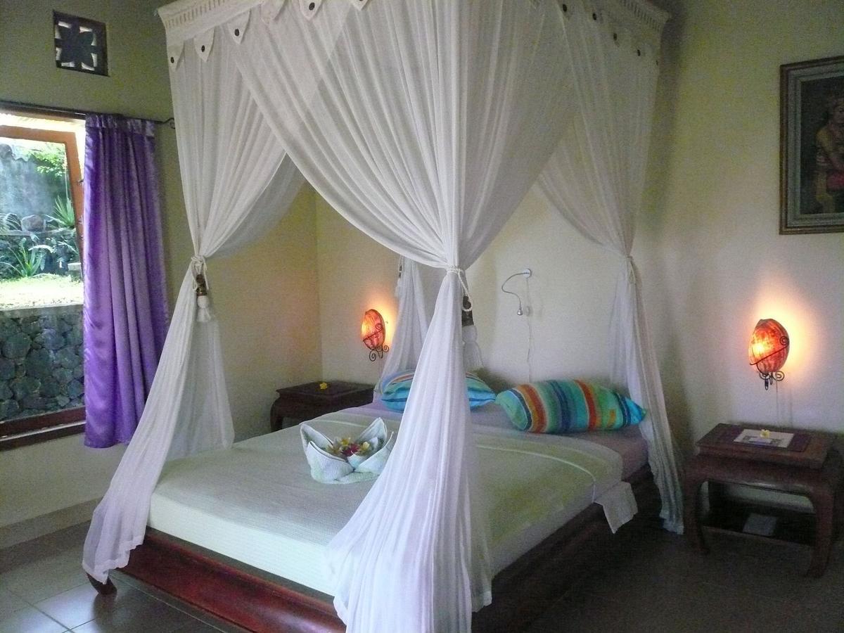 Sananda Bungalow Lovina  Room photo