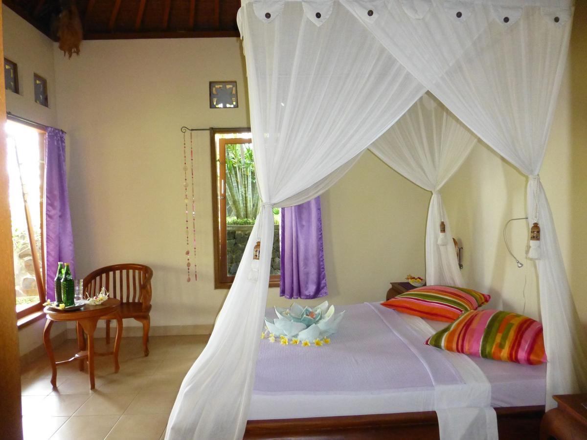 Sananda Bungalow Lovina  Room photo